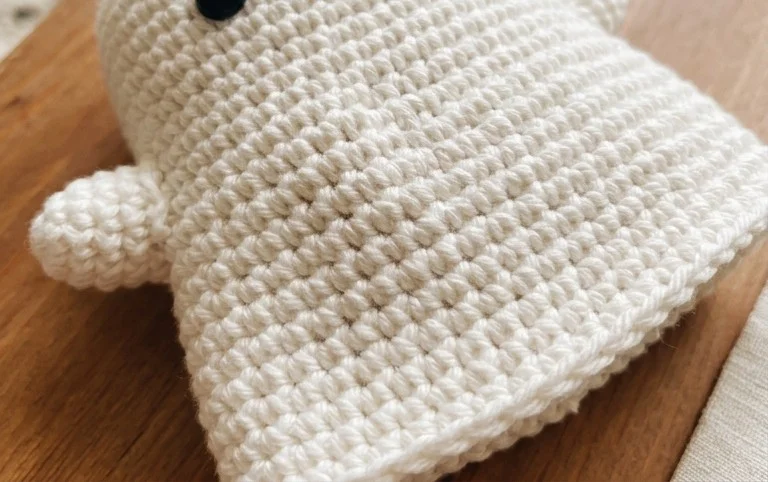 Crochet Ghost Amigurumi Free Pattern - Amigurumi